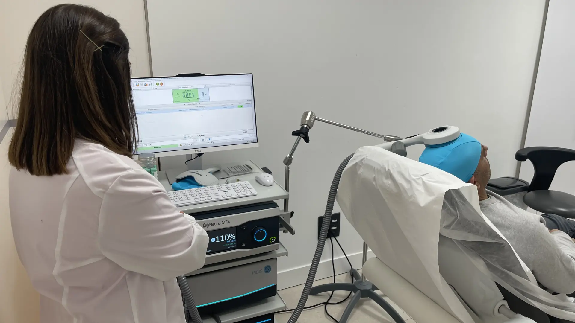 Estimulación magnética transcraneal repetitiva, una técnica eficaz en la epilepsia de difícil control