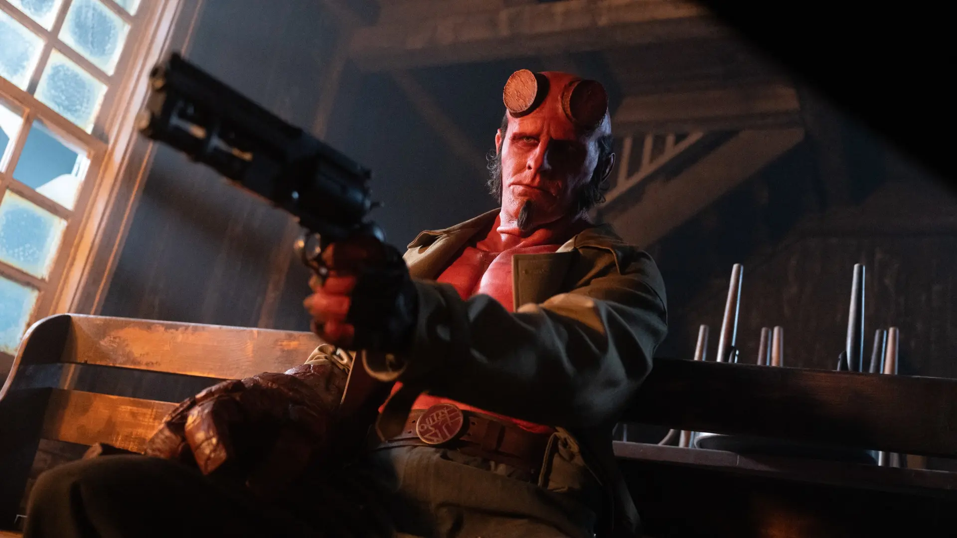 Crítica de 'Hellboy: El hombre retorcido': al demonio rojo le sienta muy bien la serie B