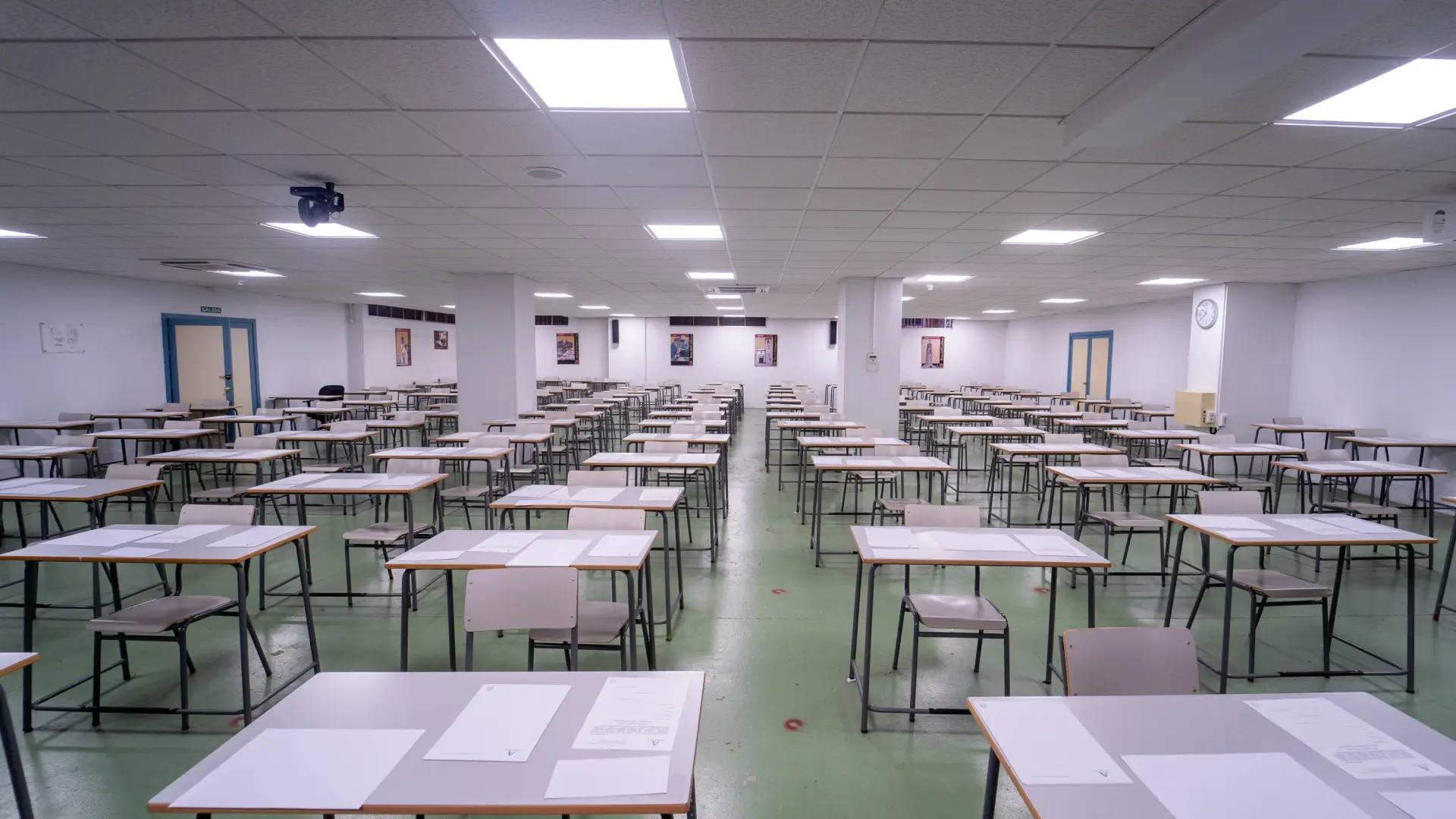 Sin funcionarios para promoción interna: el Estado solo cubre un 13% de las plazas ofertadas en los últimos 4 años por falta de candidatos