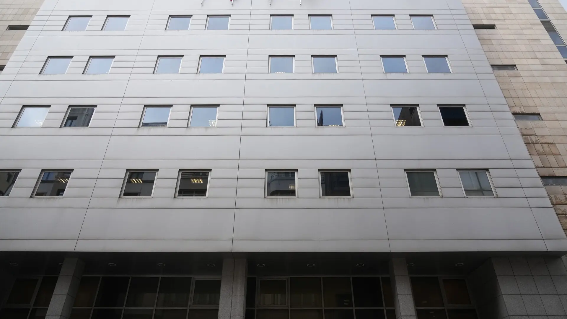 El TSJPV reconoce el derecho de un ertzaina a trabajar por quincenas alternas para conciliar