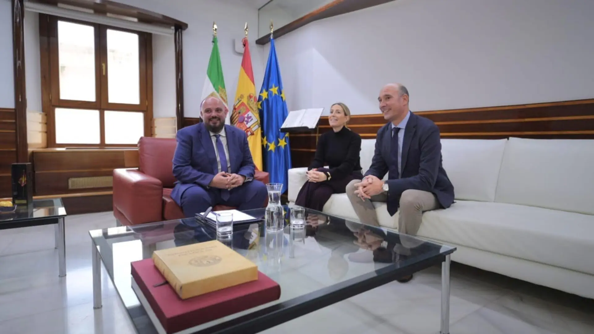 Guardiola, propuesta a presidir la Junta sin tener el apoyo de Vox: "Me presento para desbloquear"