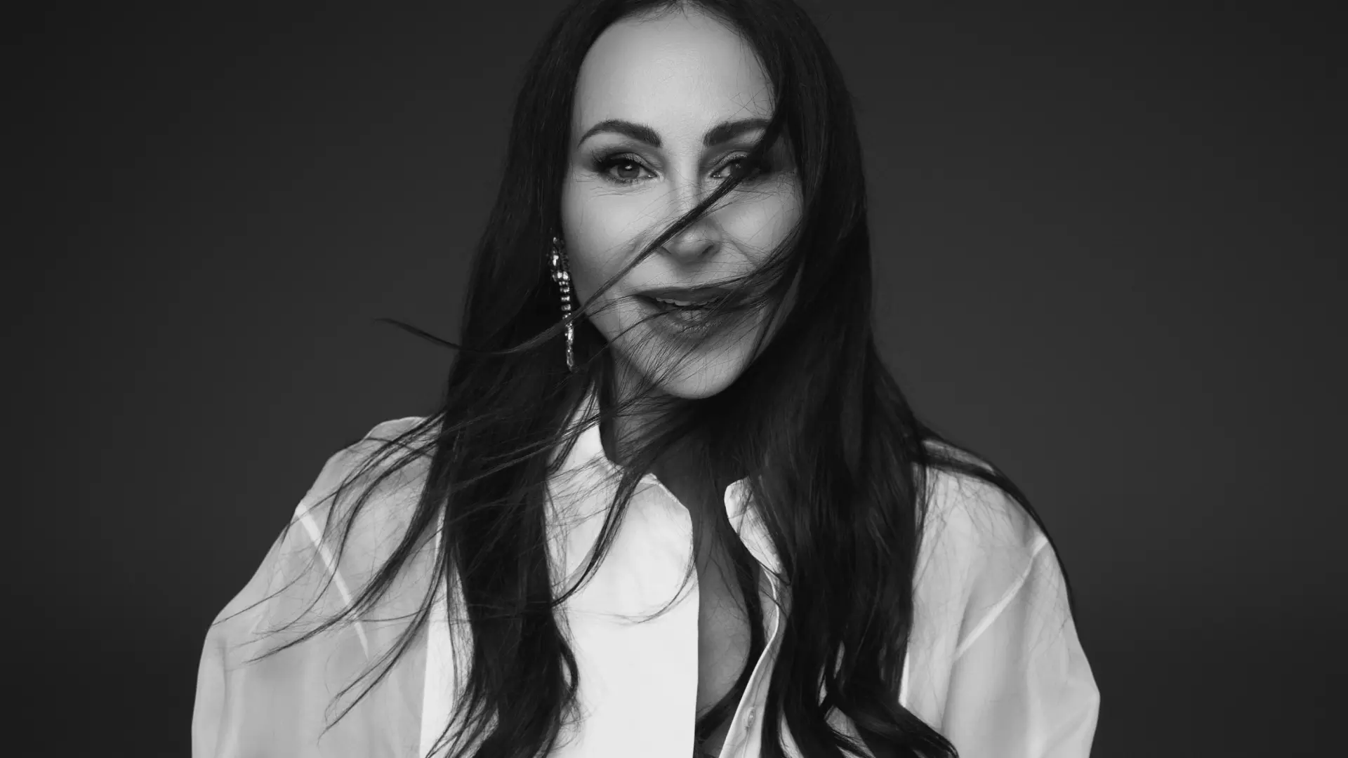 La actriz Ana Milán debuta con la novela 'Bailando lo quitao', sobre una anciana: "He hecho algo honesto"