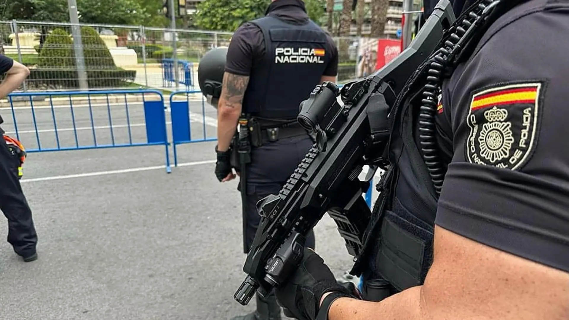 Policías de Cádiz denuncian la suspensión de cursos de formación en armamento por un desacuerdo con el número de cartuchos