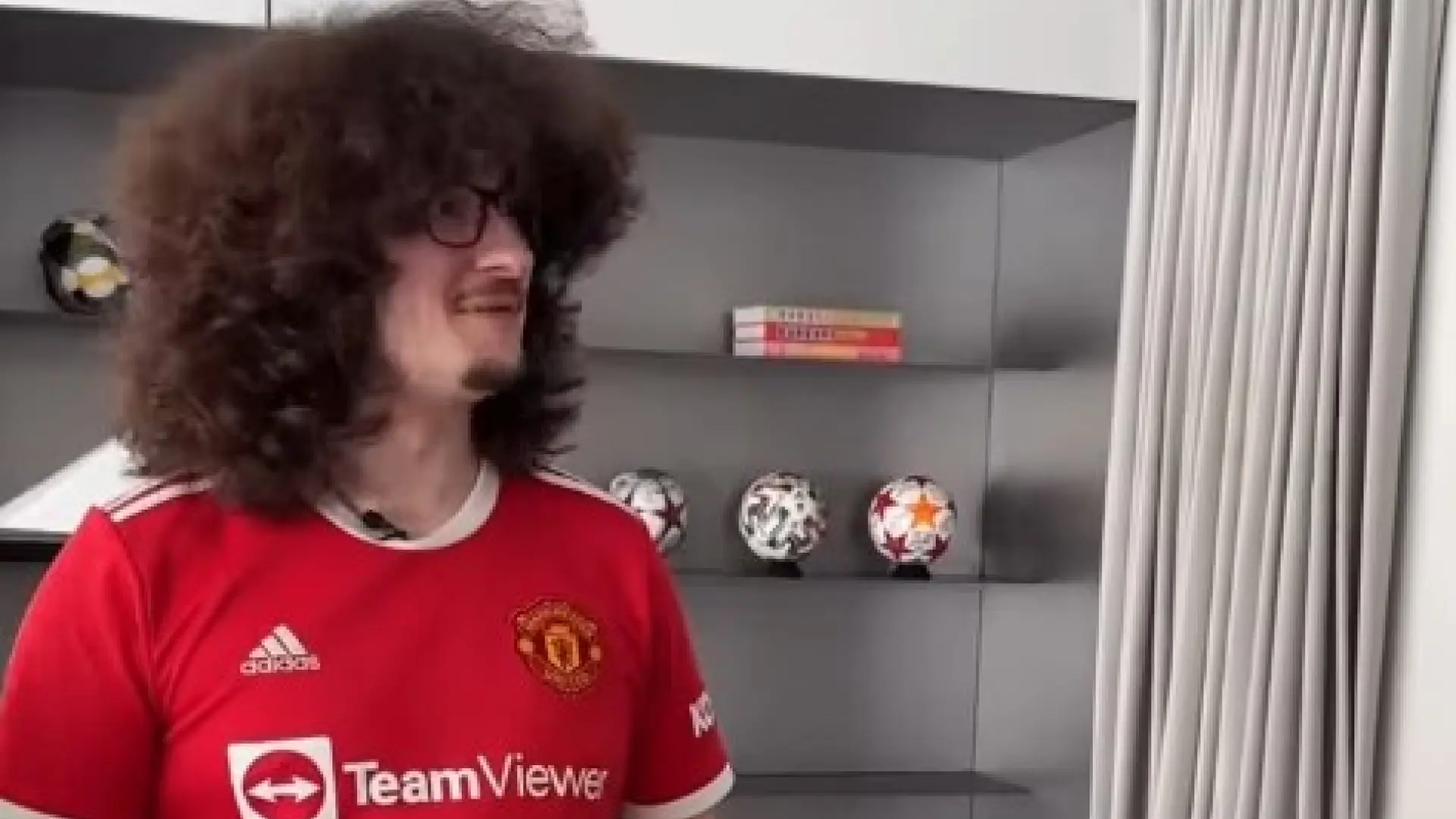 La maldición de Frank Ilett, el hincha viral del Manchester United: 494 días sin cortarse el pelo a la espera de cinco victorias