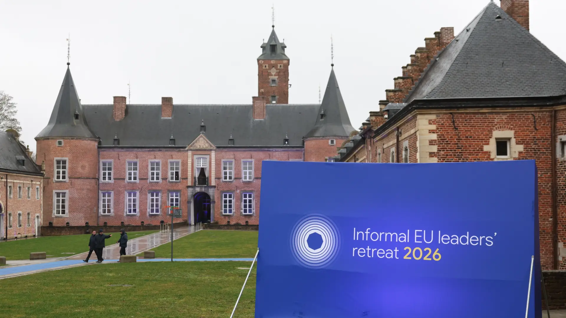 Castillos, pandillas y 'precumbres': la UE son 27 países... y siempre gana Alemania