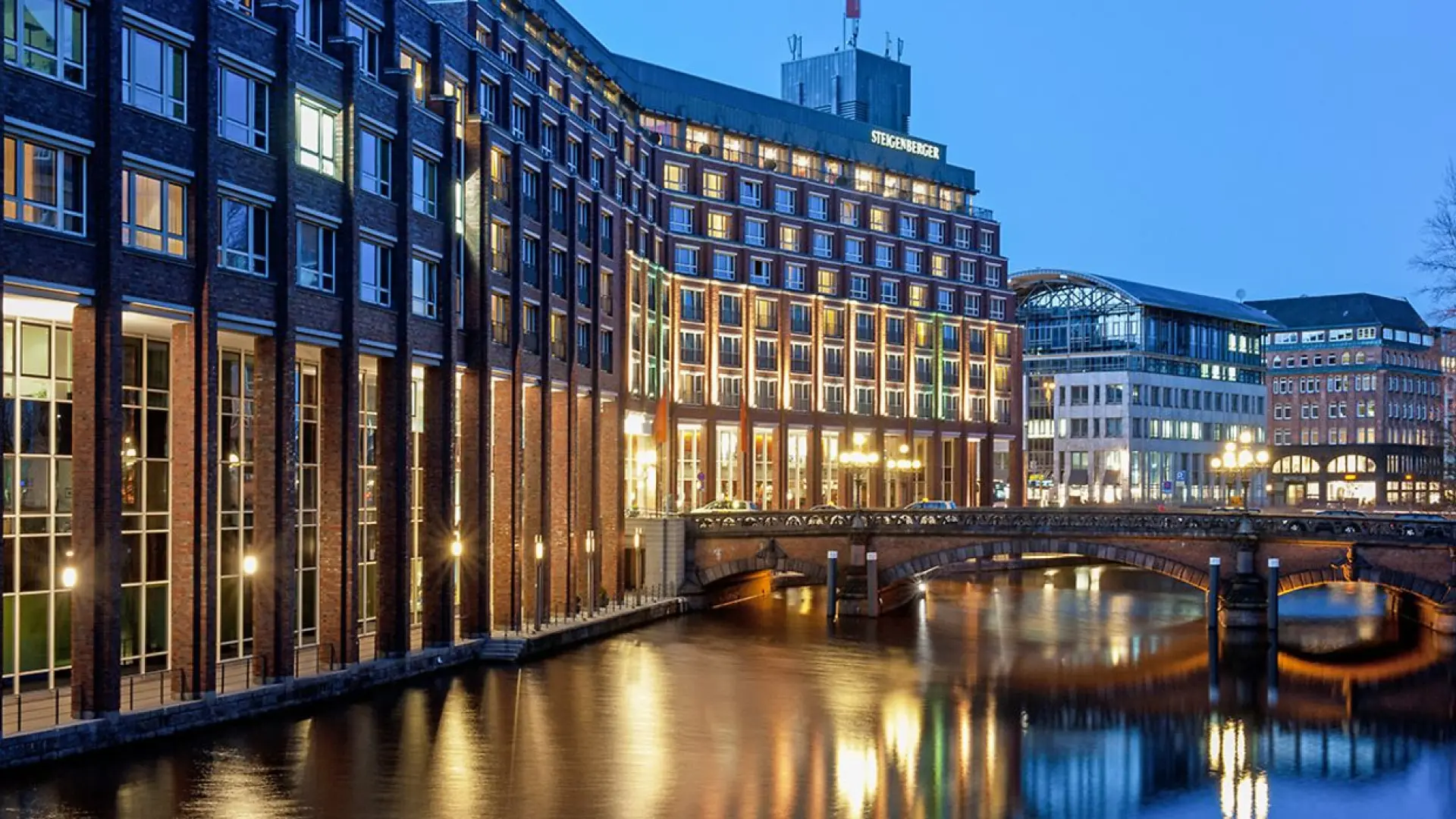 Amancio Ortega inicia contactos con Union Investment para estudiar la compra de un hotel de lujo en Hamburgo