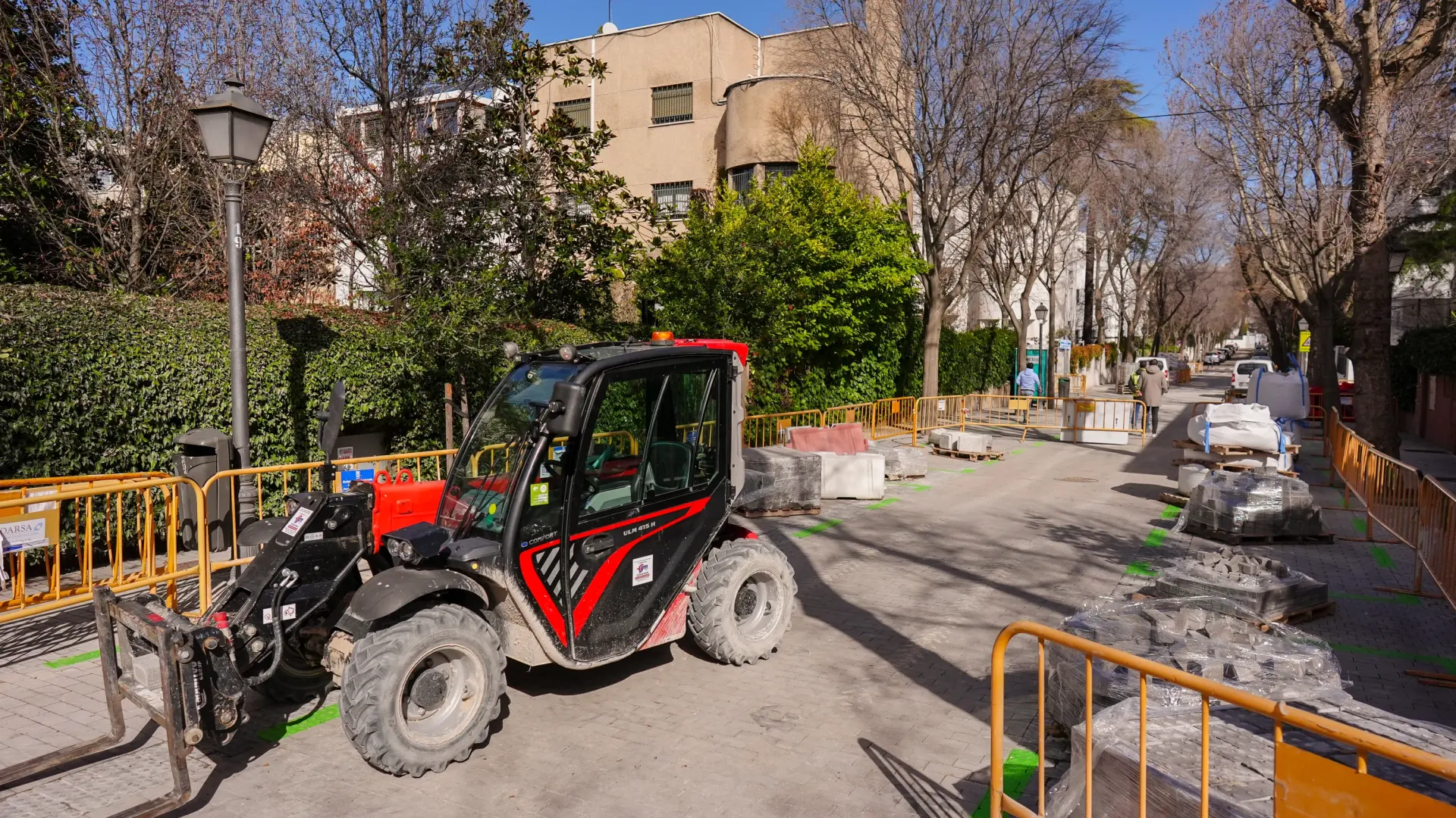 El Viso de Chamartín afronta la última fase de las obras para despedirse de aceras estrechas y levantadas