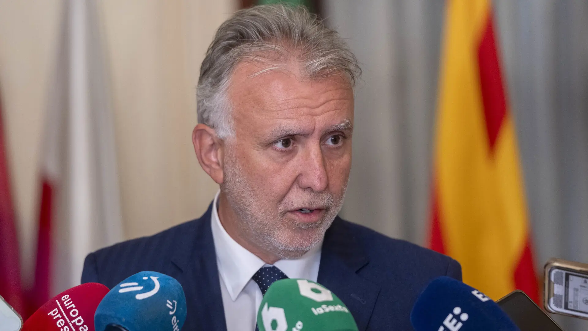 Ángel Víctor Torres insinúa que Felipe González debería irse del PSOE: "Si quieres que pierda el líder, qué haces tú en ese partido"