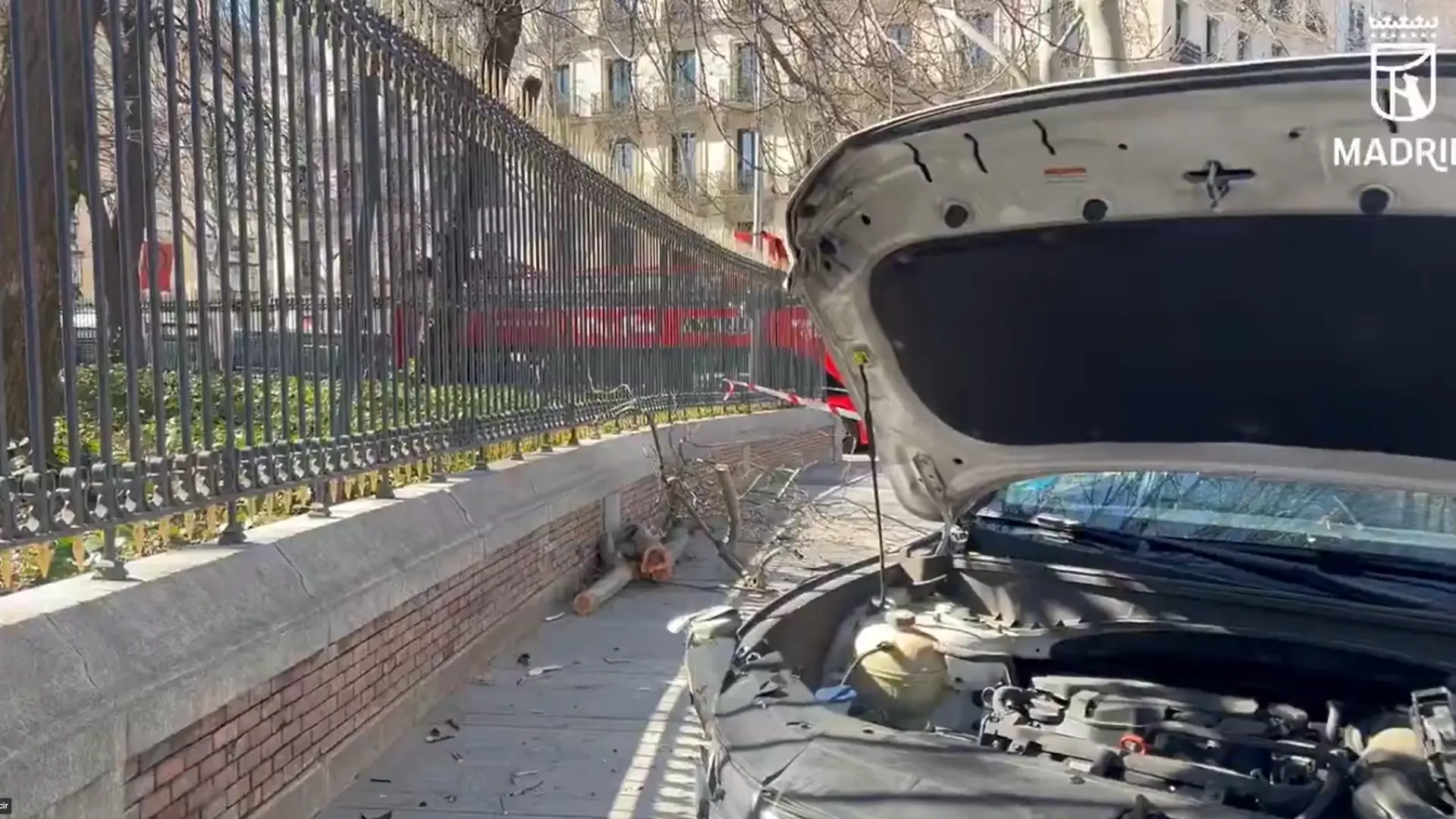 Heridas siete personas en un accidente entre cuatro coches en la Puerta de Alcalá