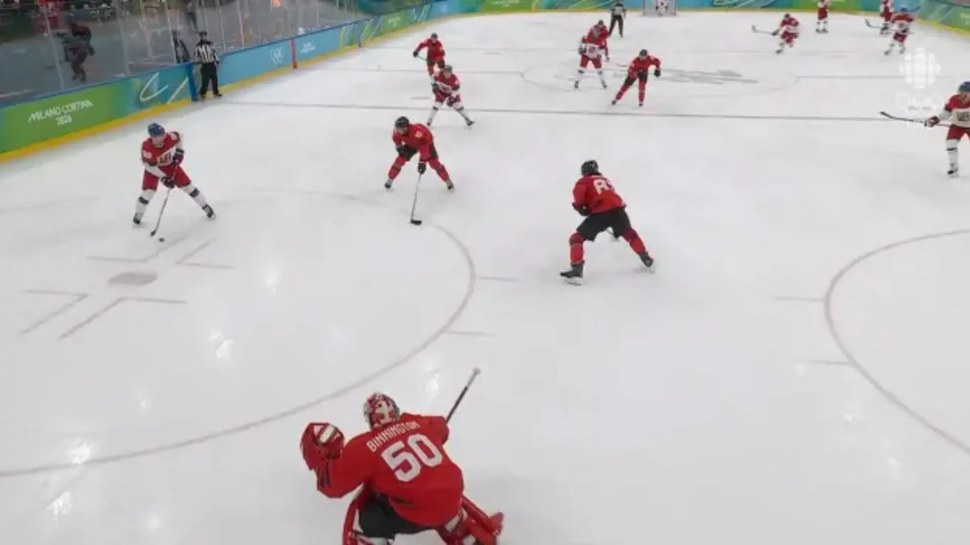 Escándalo en el hockey: República Checa marcó el tercer gol a Canadá con tres jugadores de más sobre el hielo