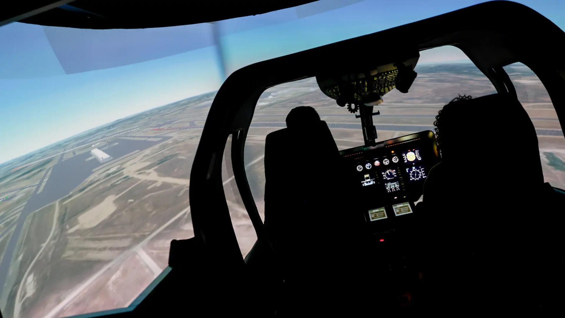 Vuelos de trasplantes, una carrera contrarreloj para salvar vidas: "La recompensa de saber que llevas un órgano para un bebé es infinita"