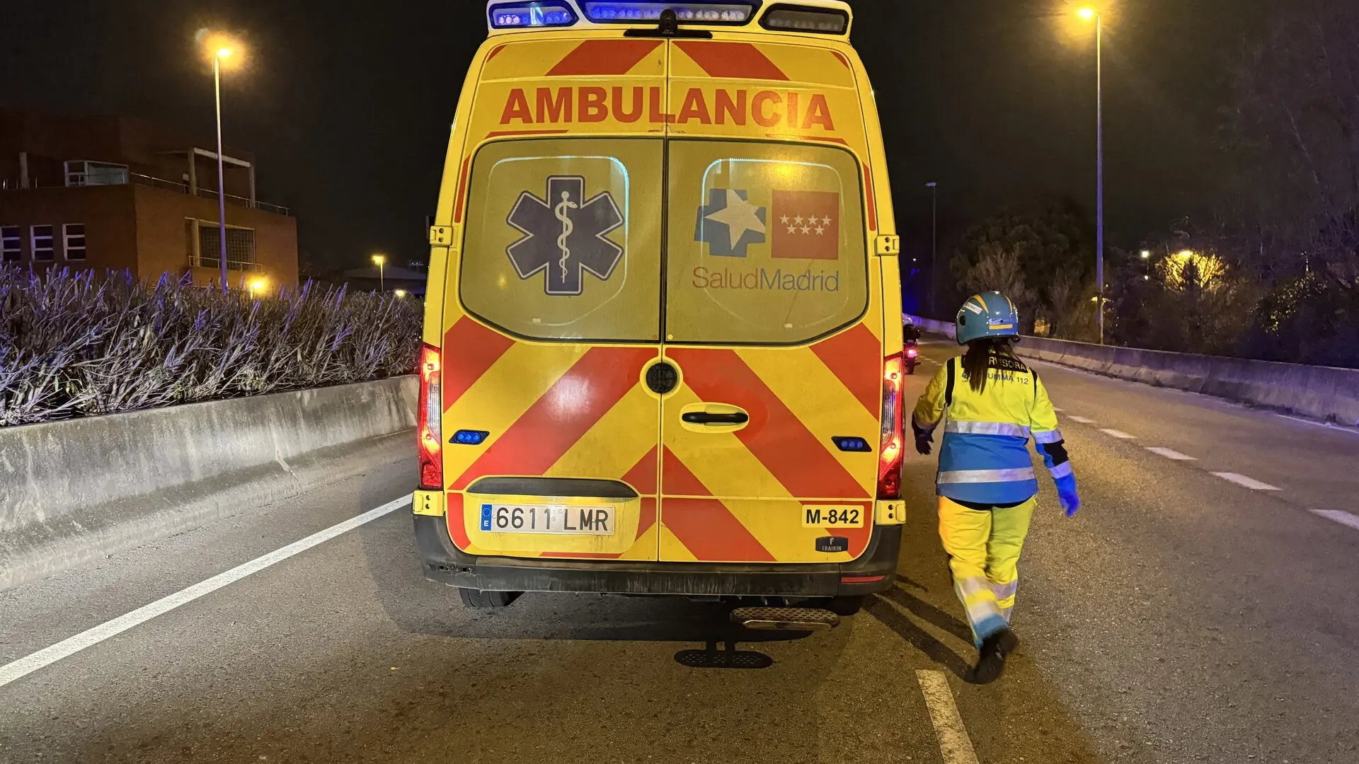 Herido grave un motorista de 23 años tras salirse de la vía en Leganés