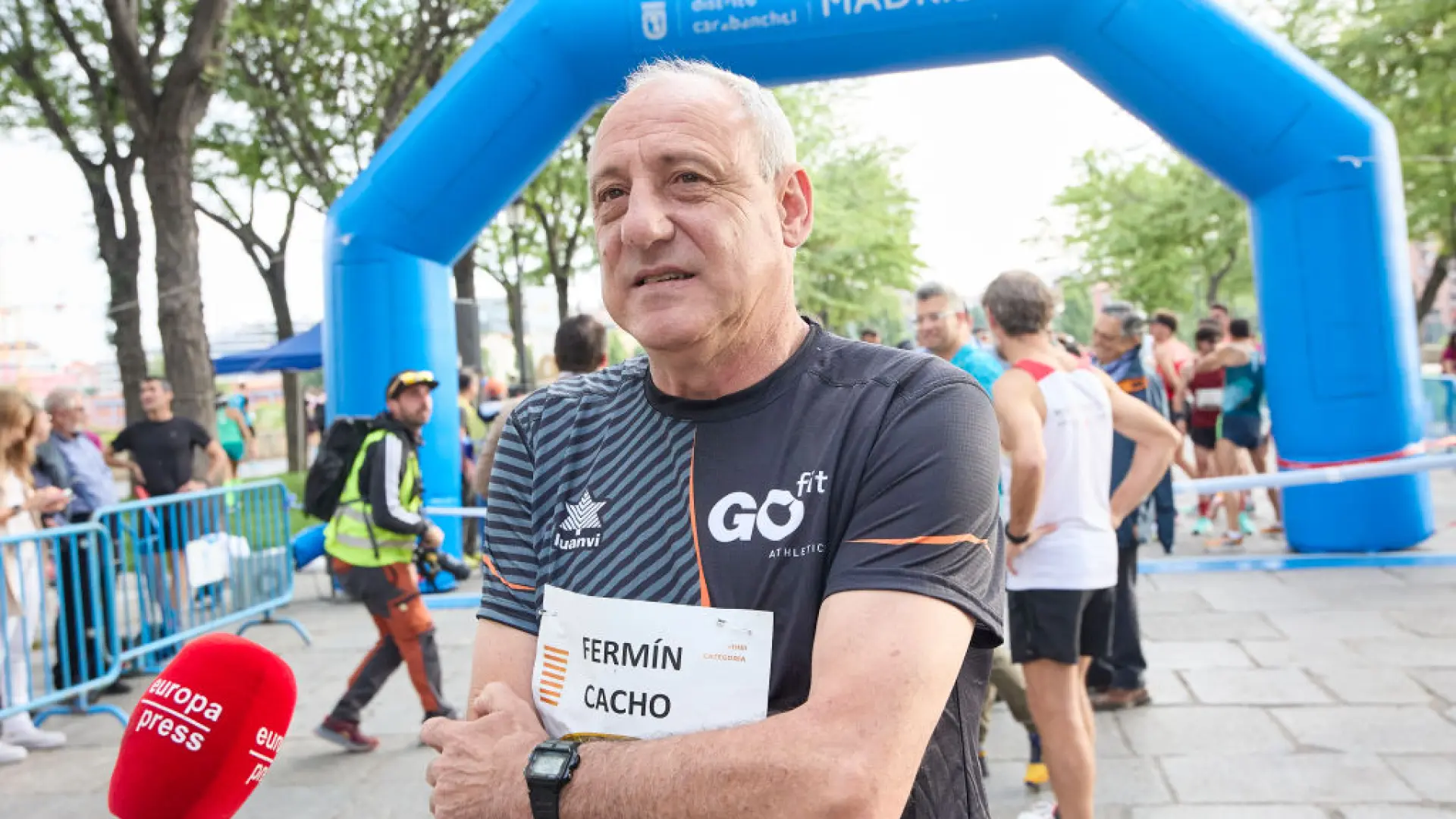 El campeón olímpico Fermín Cacho, ingresado tras sufrir un desvanecimiento