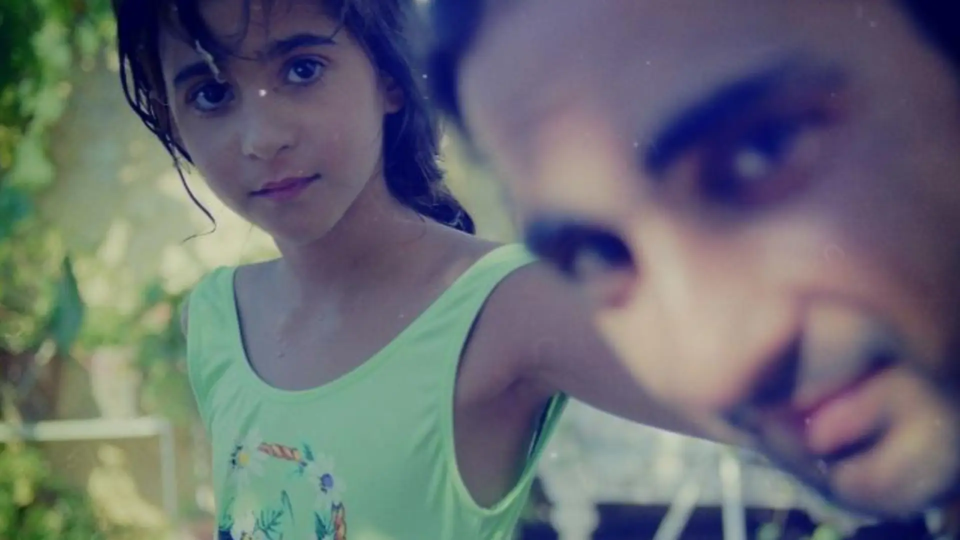 'Flores para Antonio' llega al streaming: cuándo y dónde ver el documental en el que Alba Flores busca la verdad sobre su padre