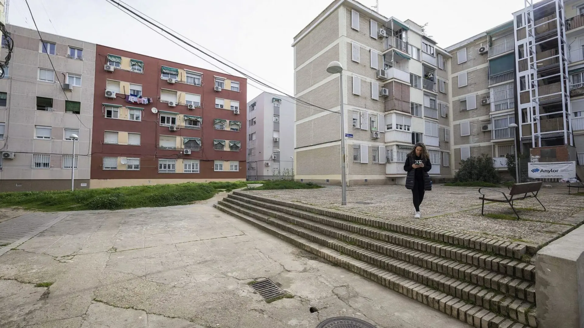 La tercera regeneración de Moratalaz para quitar escaleras y crear parques en Vinateros: "Cualquier cosa que se haga lo mejorará..."