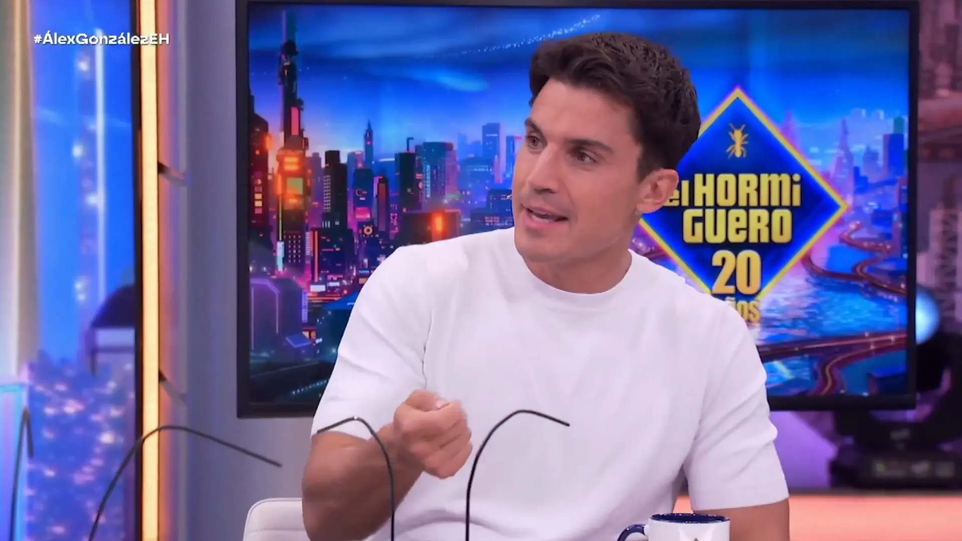 Álex González reconoce en 'El Hormiguero' que la inteligencia artificial es su "amiga": "Sabe absolutamente todo de mí"