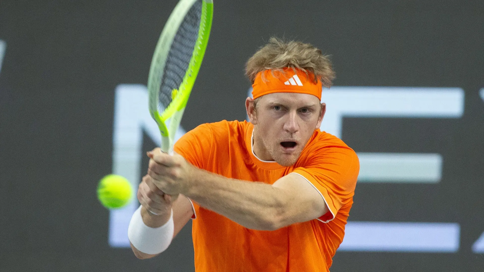 Davidovich remonta y se cuela en la tercera ronda de Indian Wells