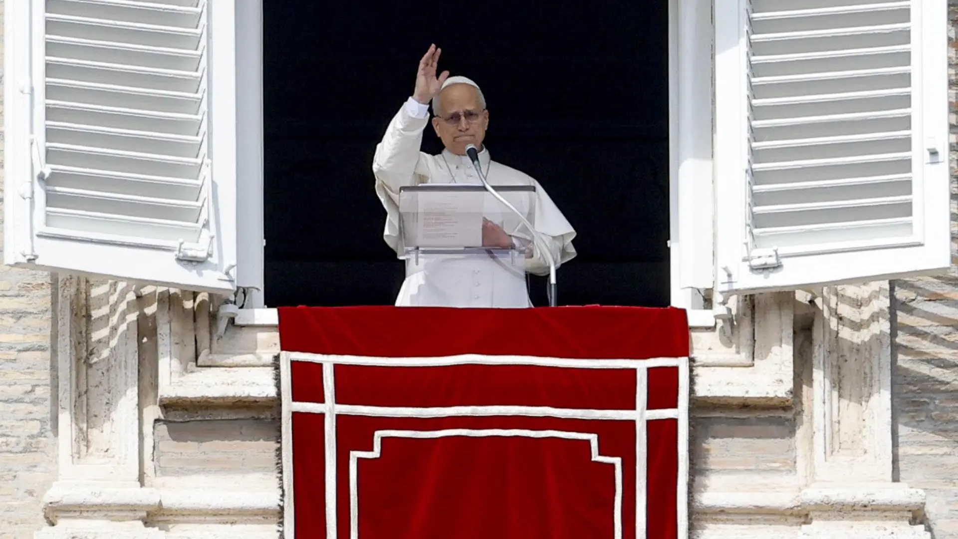 
         El despliegue de seguridad y el diseño de la acogida a los feligreses por el viaje del Papa a Madrid avanzan en una reunión este martes 
    