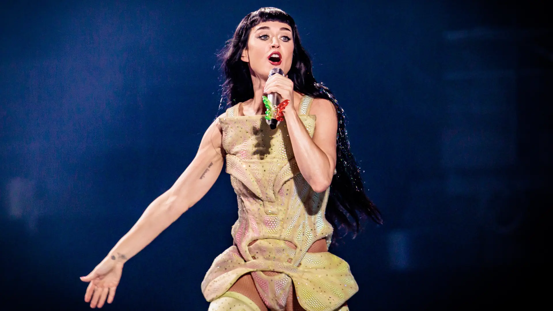 
         La actriz Ruby Rose acusa a Katy Perry de agresión sexual: "Vomité sobre ella" 
    