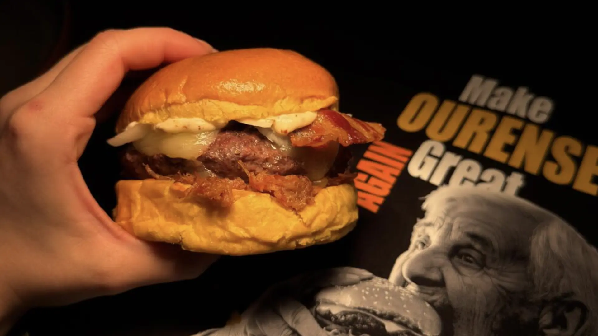 
         Dónde probar la mejor hamburguesa de España: en un gastrobar de Ourense que también ganó el premio a mejor 'burger gourmet' 
    