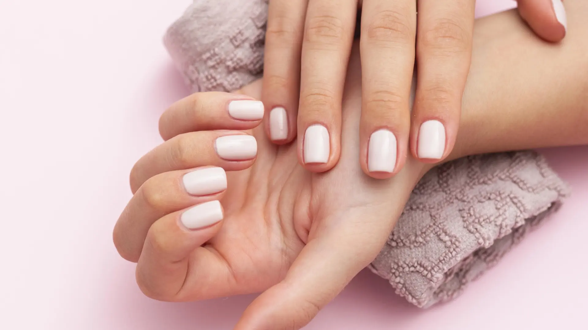 
         Adiós a la manicura almendra: diseños de uñas cuadradas perfectas para la primavera 
    