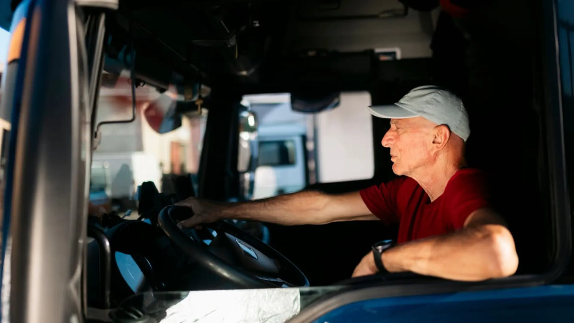 
         El Ministerio de Transportes convoca ayudas de hasta 30.000 euros al abandono de la actividad 
    