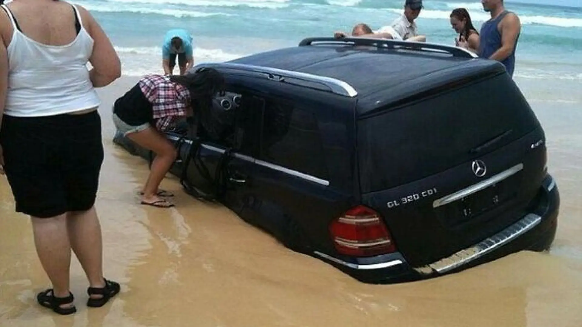 Cometieron errores y el karma les castigó de inmediato