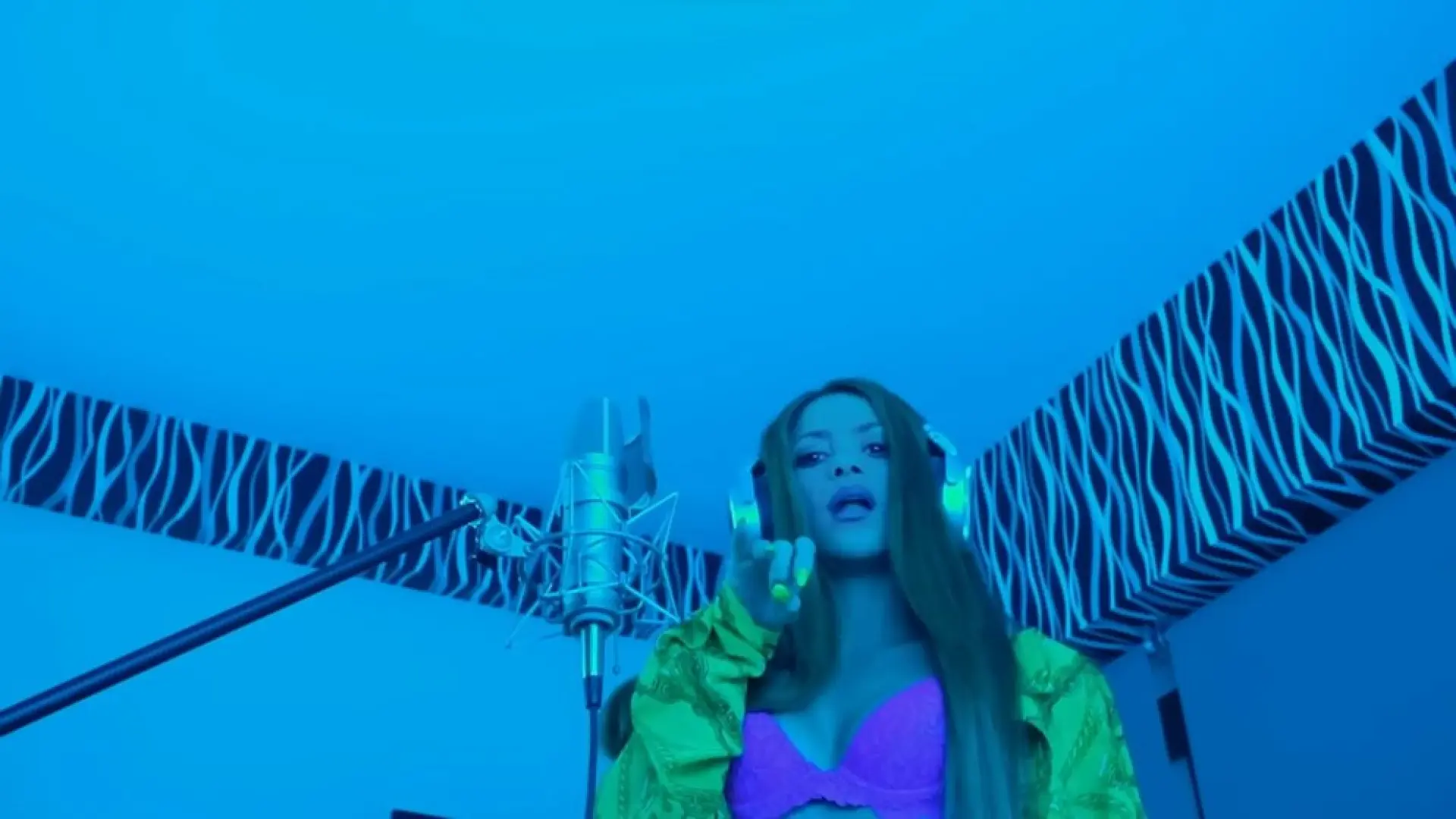 
         La Policía utiliza la canción de Shakira y Bizarrap para avisar de las estafas en la venta de entradas de su concierto: "No piques" 
    