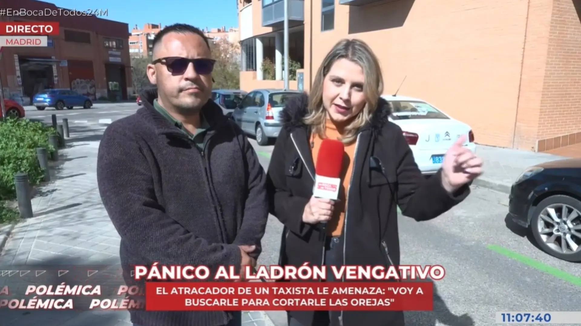 
         Un taxista denuncia amenazas a punta de cuchillo: "Su hija le decía 'mátale, mátale'. Le alentaba" 
    