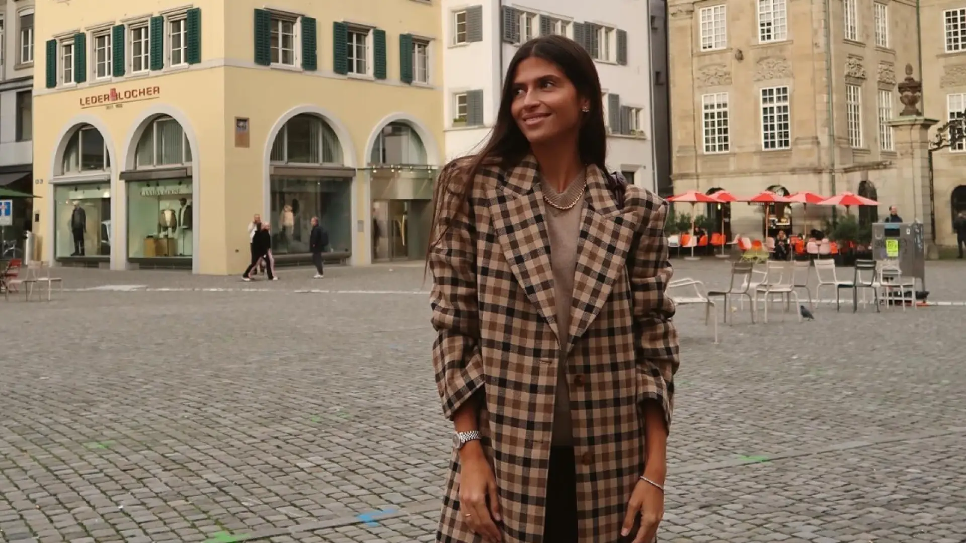 
         ¿Confundes 'old money' y lujo silencioso? Marta Oria aclara el error de estilo que más cometemos 
    