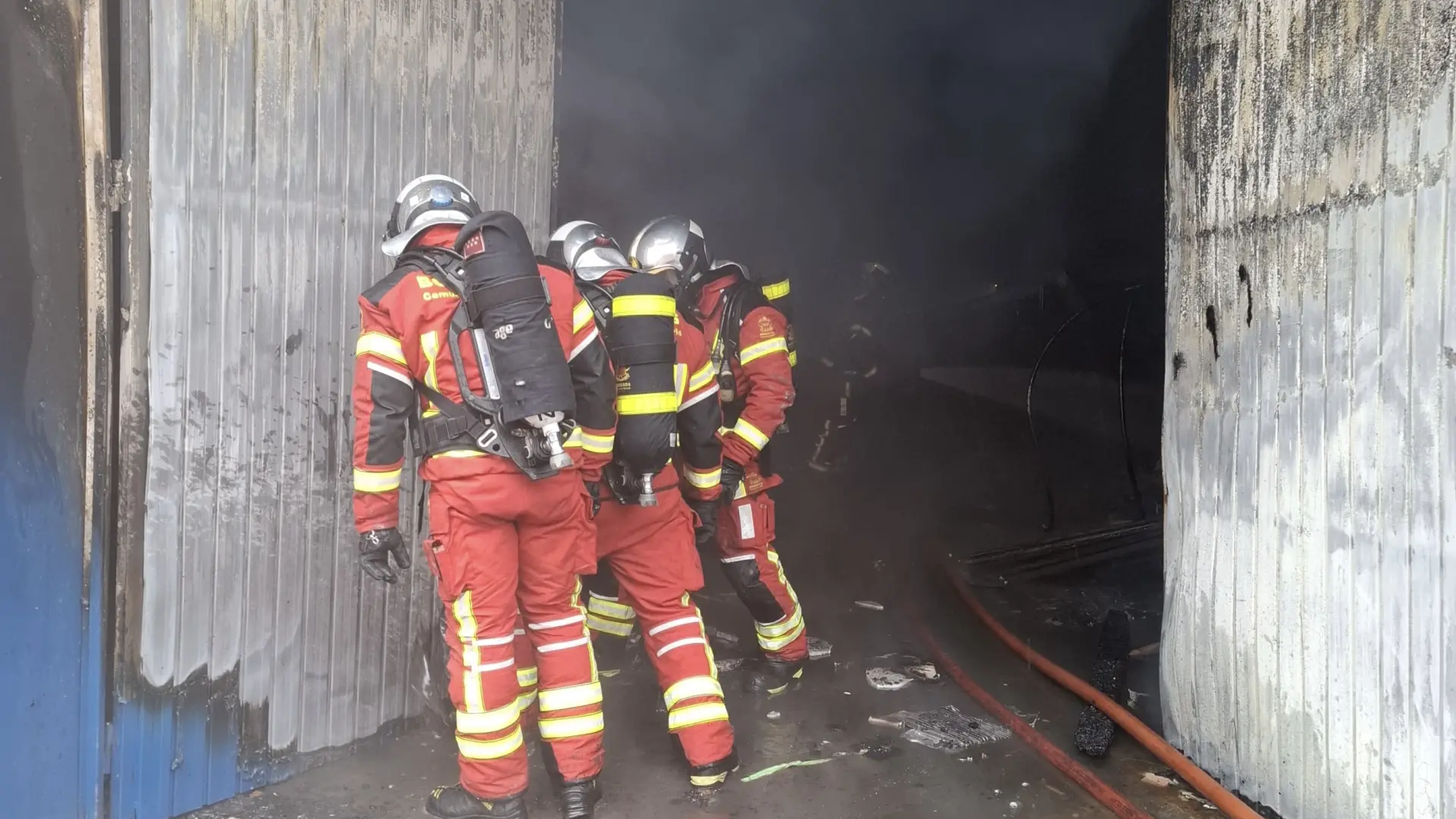 
         Los bomberos de Alcorcón, "cerca" de integrarse en el cuerpo autonómico y dejar de ser una excepción junto a Madrid capital 
    