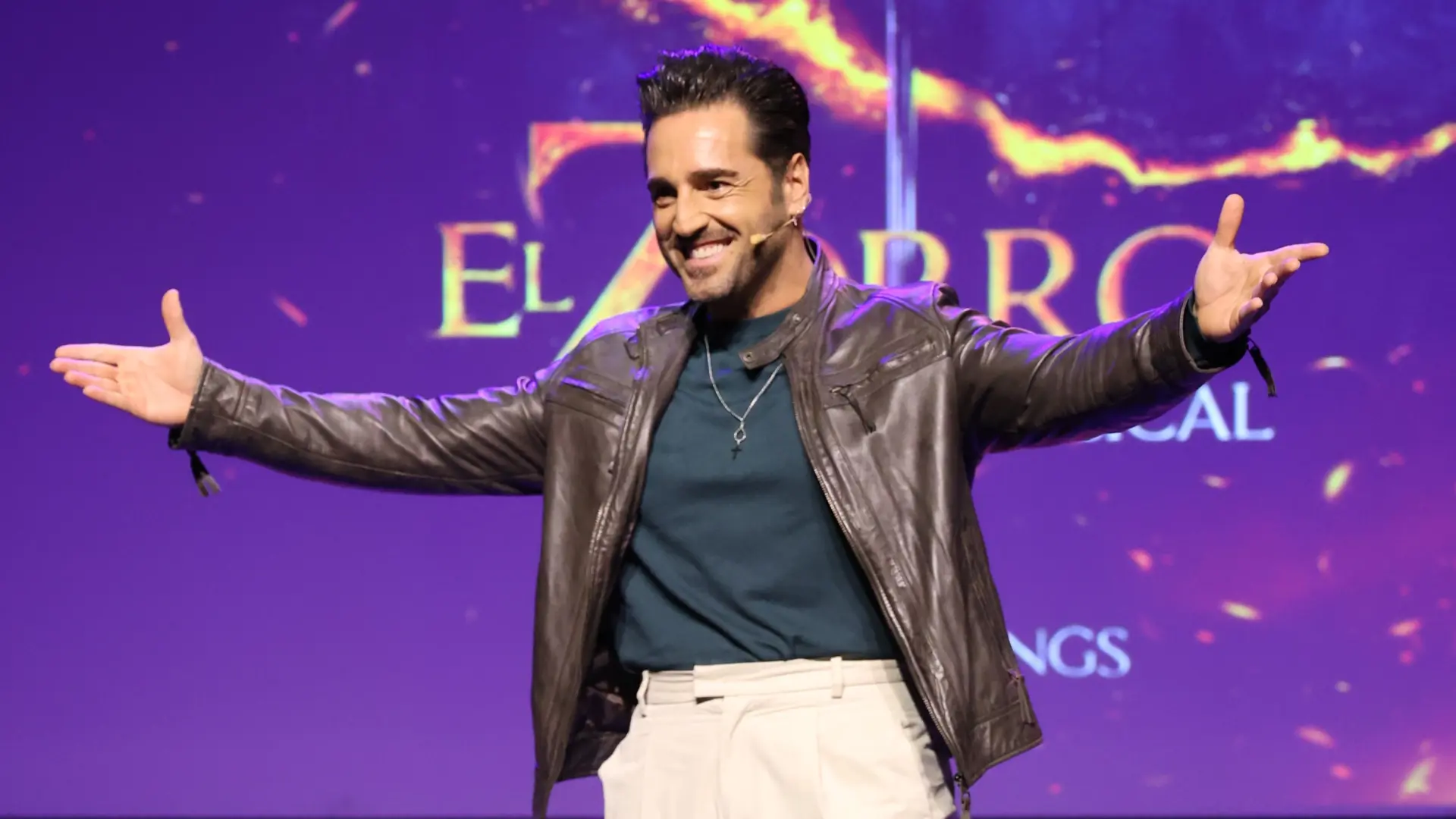 
         David Bustamante celebra su 44 cumpleaños en un "buen momento" de su vida 
    