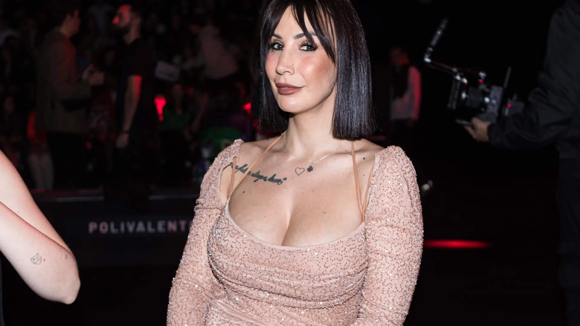 
         Fani Carbajo, ante críticas por lleva a su hija a un colegio privado: "Me lo puedo permitir" 
    