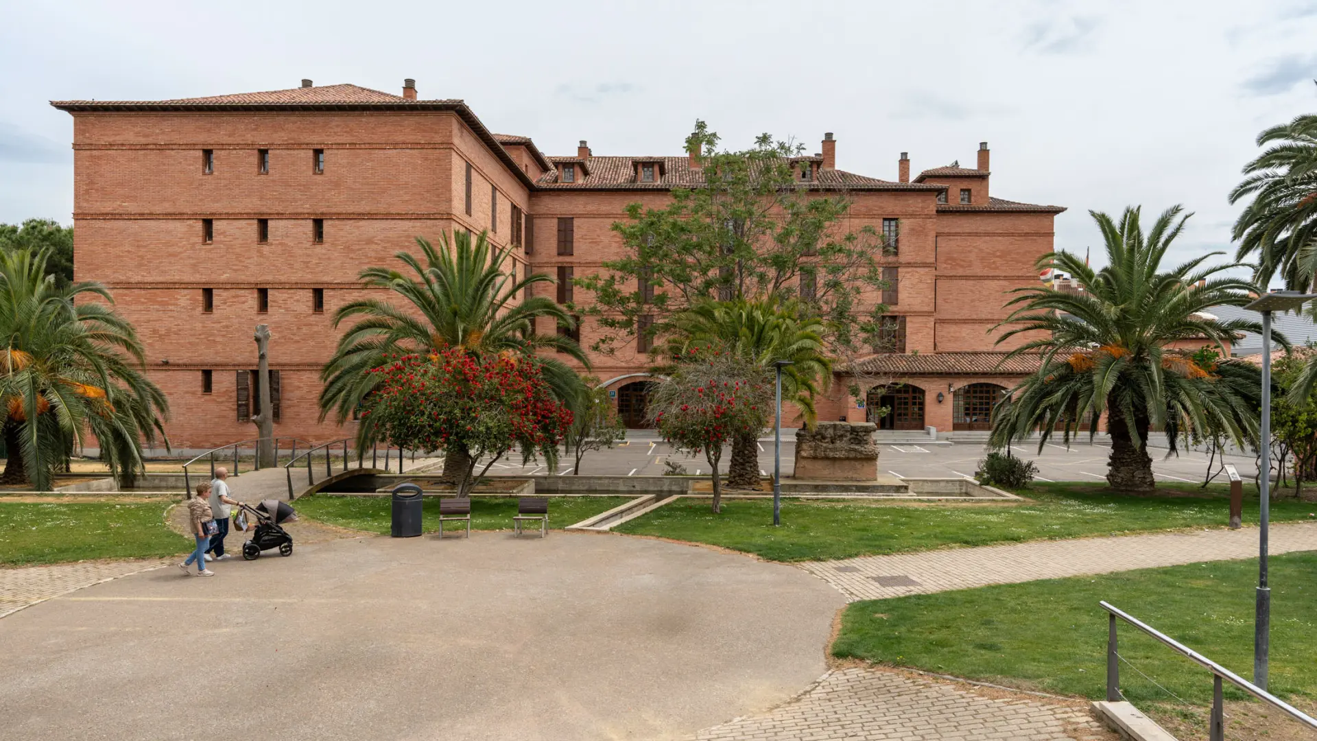 
         El Parador en el corazón de La Rioja ideal para explorar una de las ciudades más bonitas de España 
    