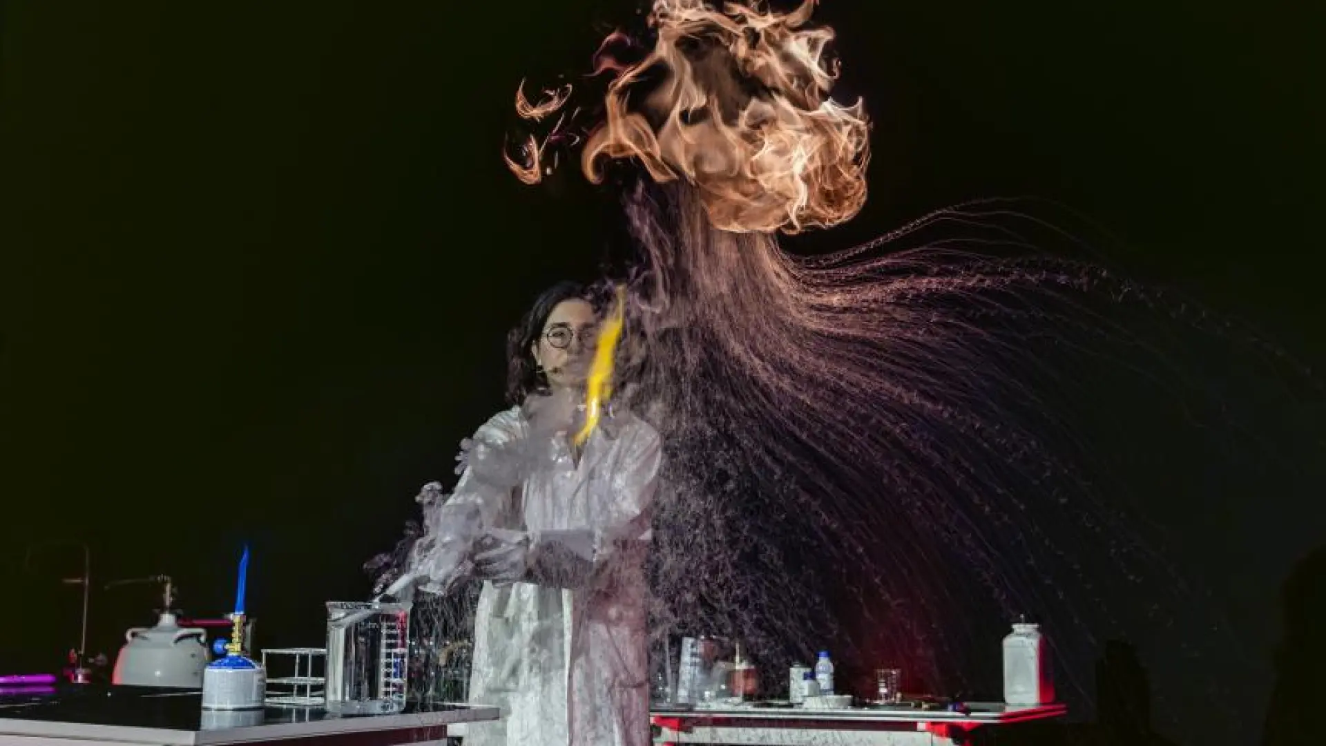 
         Un film sobre la Luna, un show de física y un taller de ADN, novedades de Semana Santa para niños en el CosmoCaixa de Barcelona 
    