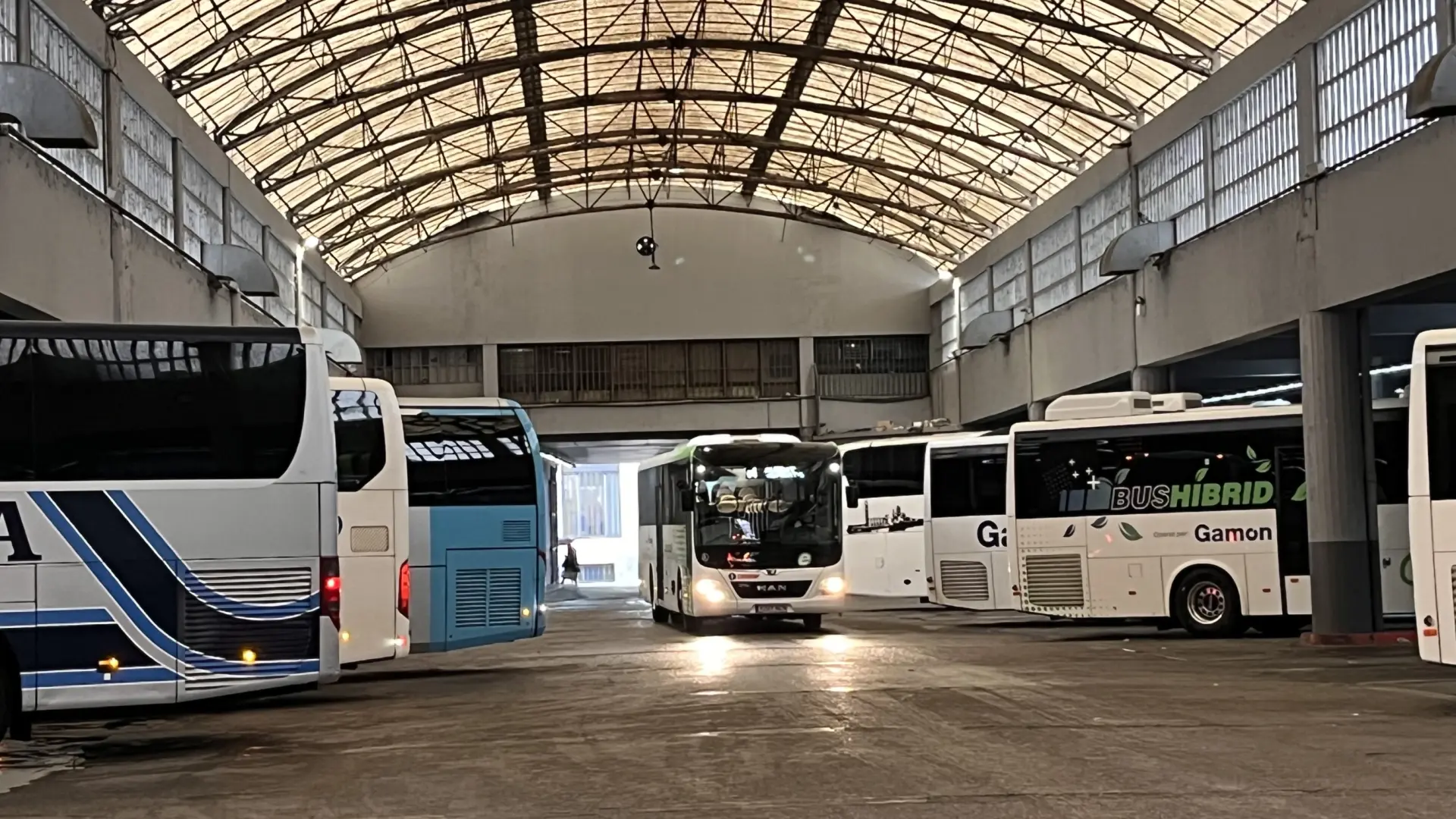 
         Estas son las ideas para darle una segunda vida a la antigua estación de autobuses de Lleida 
    