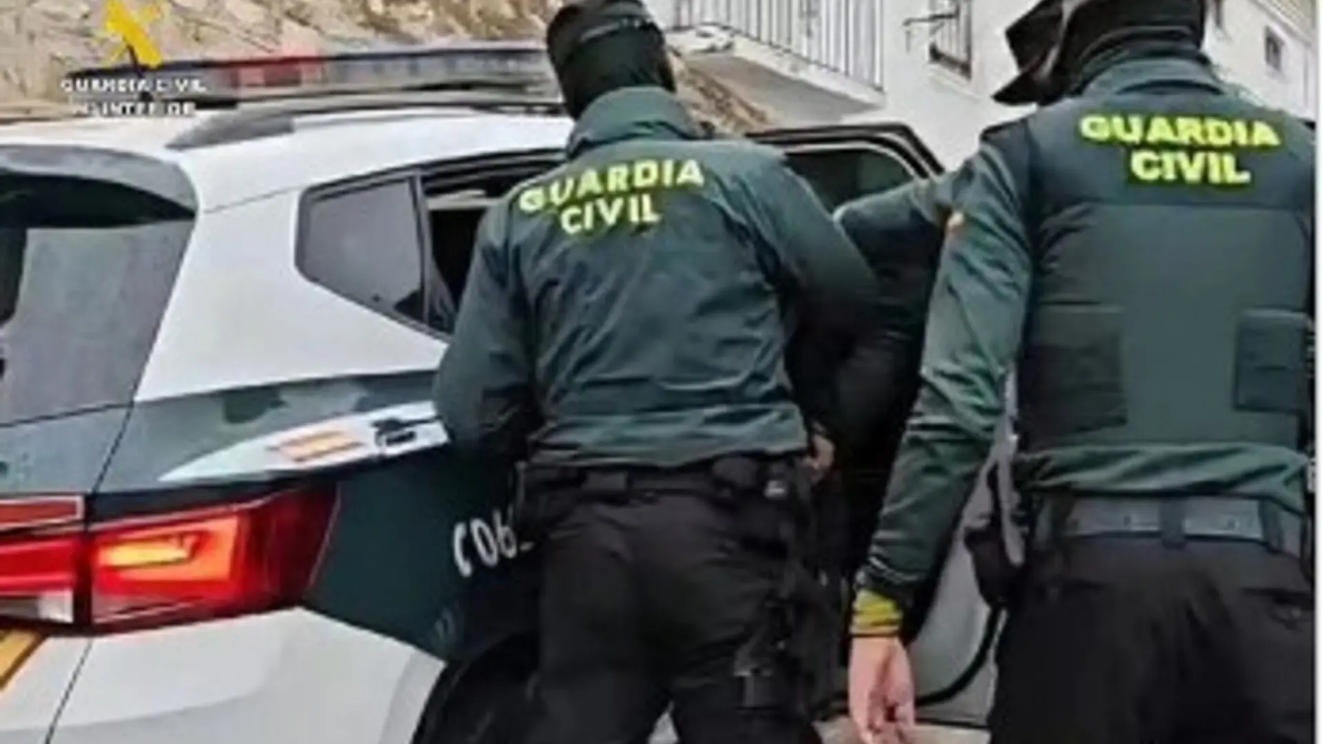 
         Detenido un repartidor por robar 13 móviles valorados en más de 5.000 euros 
    