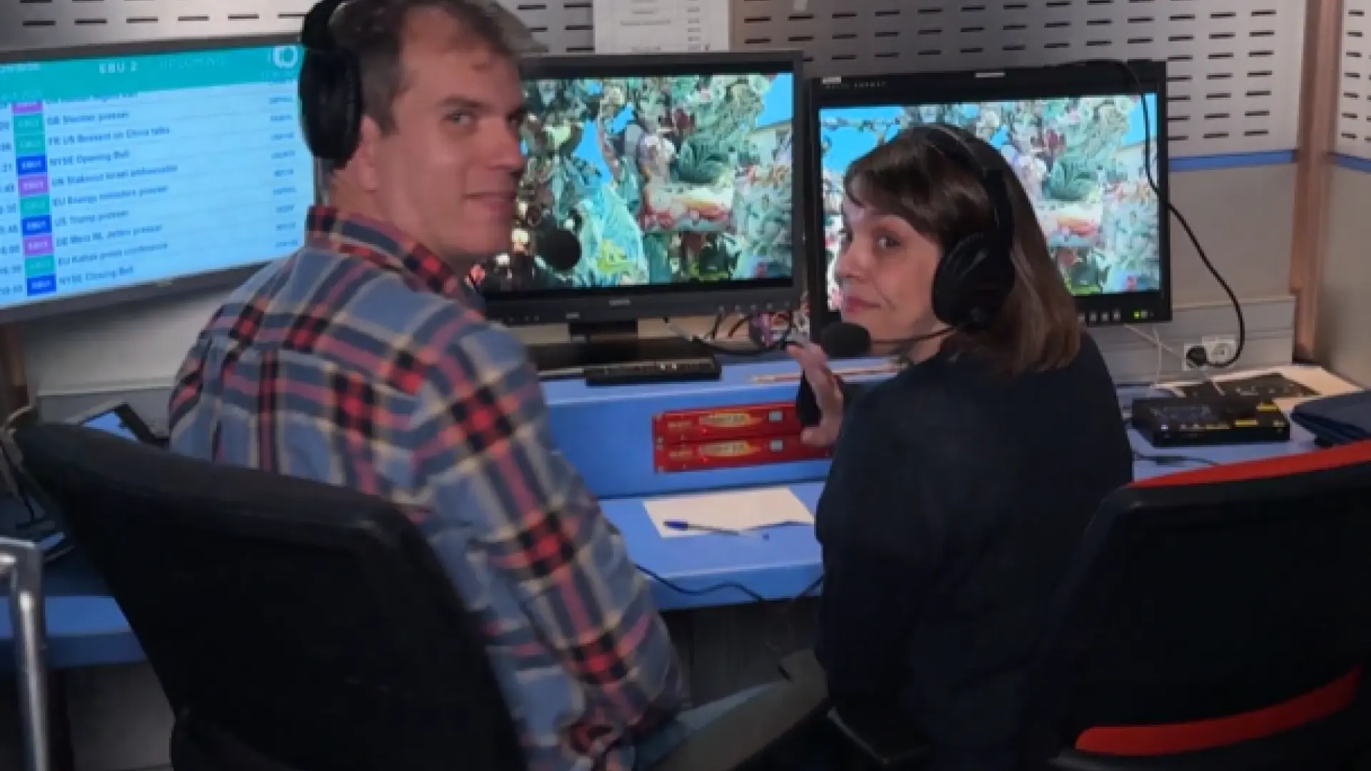 
         Los profesionales que interpretan y ponen voz a políticos y 'celebrities' extranjeros: "Trump es el más difícil, por caótico" 
    