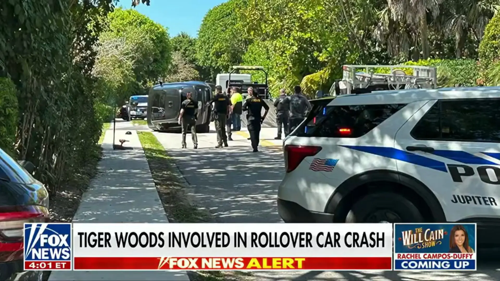 
         Tiger Woods sufre otro accidente grave de tráfico: su coche acabó volcado 
    