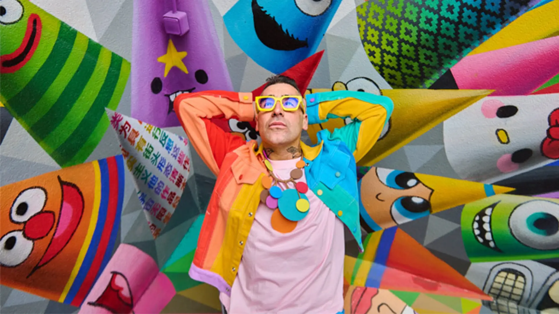 
         Okuda San Miguel celebra 30 años de su arte: "Los modelos establecidos están para romperlos" 
    