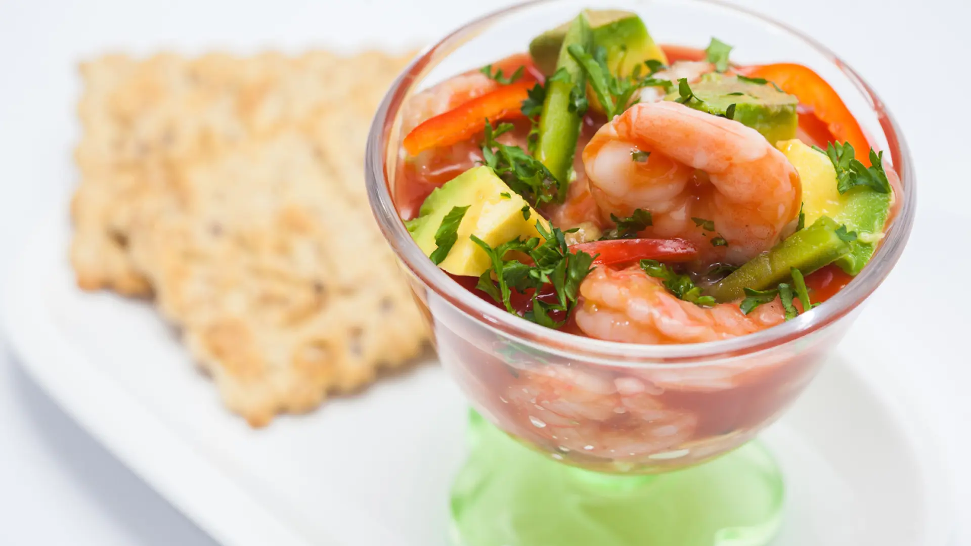 
         Así es el famoso 'cóctel de camarones picantes', el favorito de los astronautas de la NASA 
    