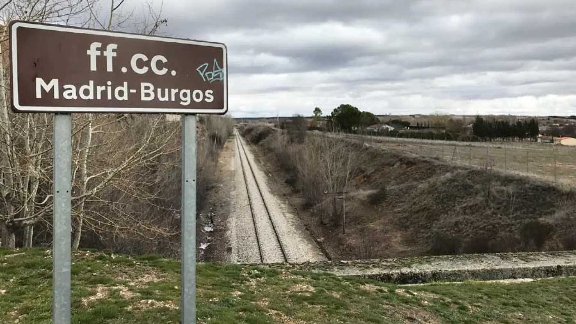 
         Madrid, Castilla y León y empresarios piden al Gobierno retomar el corredor ferroviario entre Madrid y Burgos 
    
