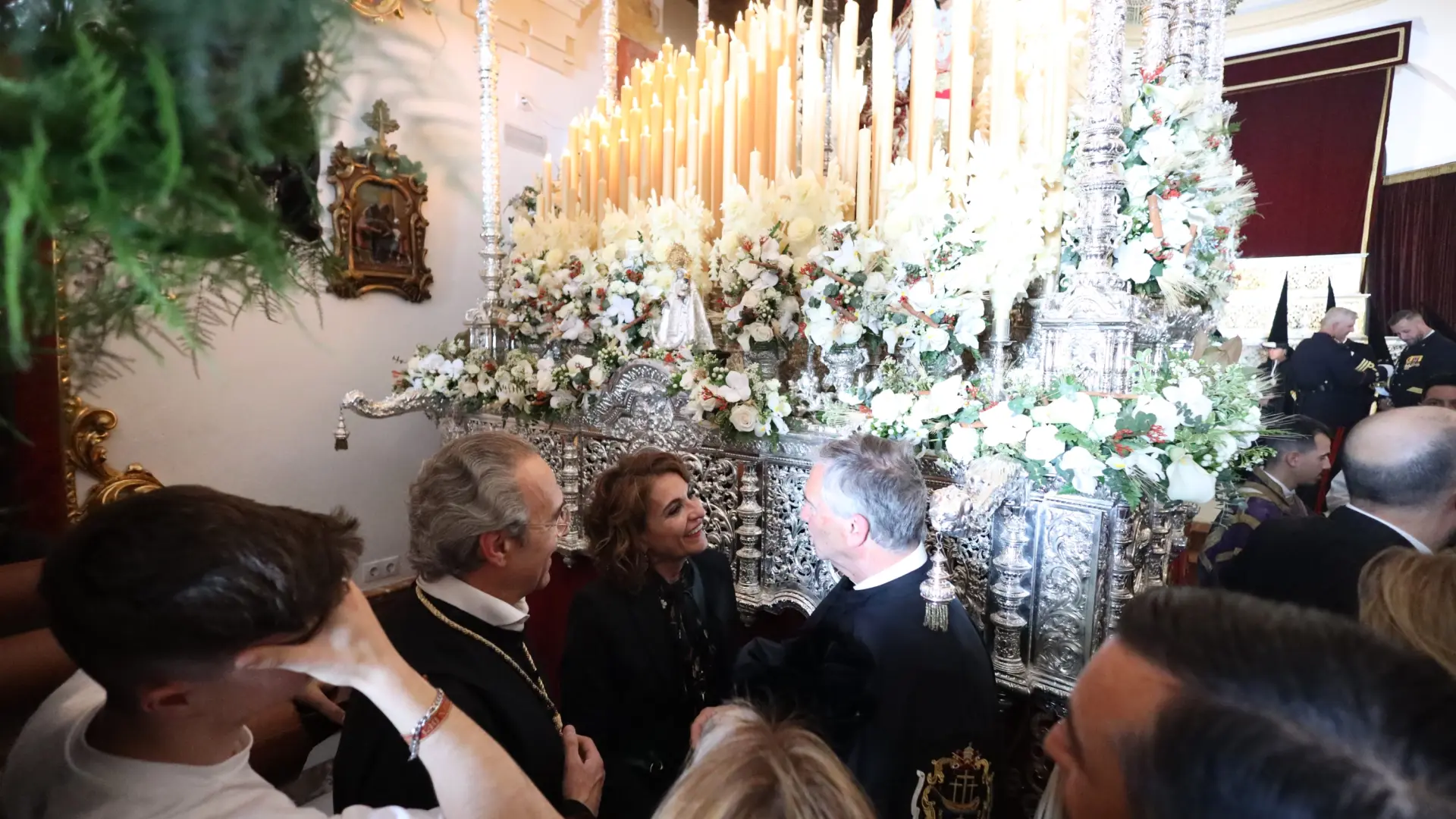 Montero rechaza pactar con Moreno para evitar la entrada de Vox en la Junta y el PP-A la acusa de "campaña sucia"