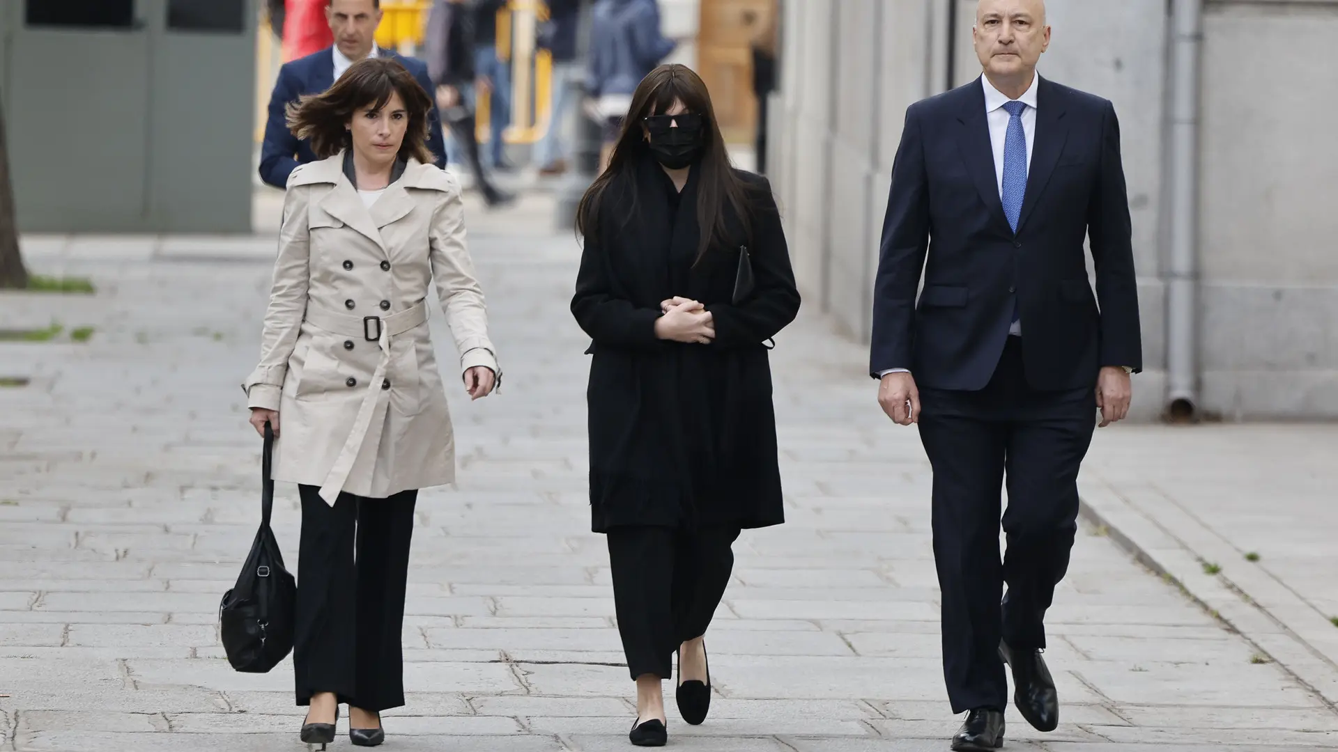 
         Jésica Rodríguez confirma que cobraba de las empresas publicas en las que le enchufó Ábalos sin ir a trabajar 
    