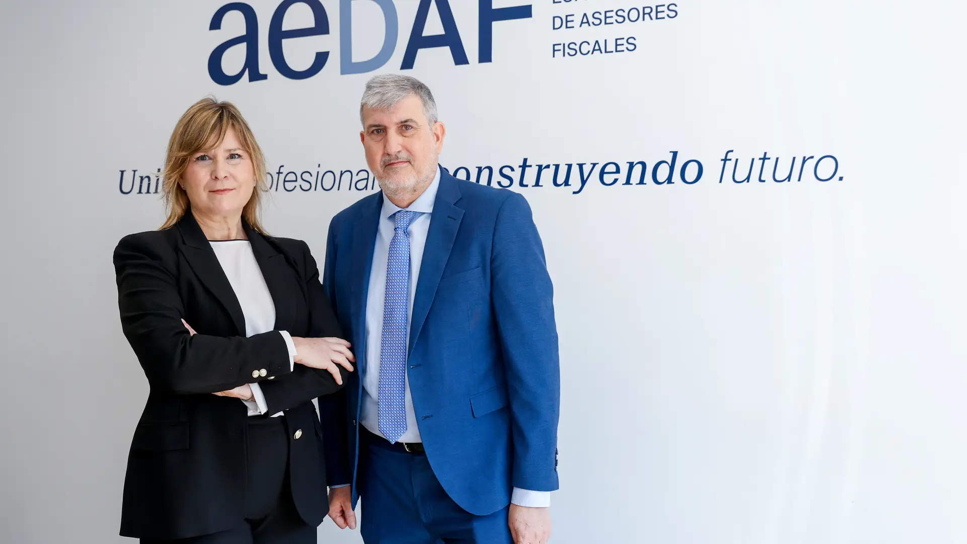 
         Los expertos de la AEDAF contestan a tus preguntas sobre la Renta: "El límite es de 22.000 € con un pagador" 
    