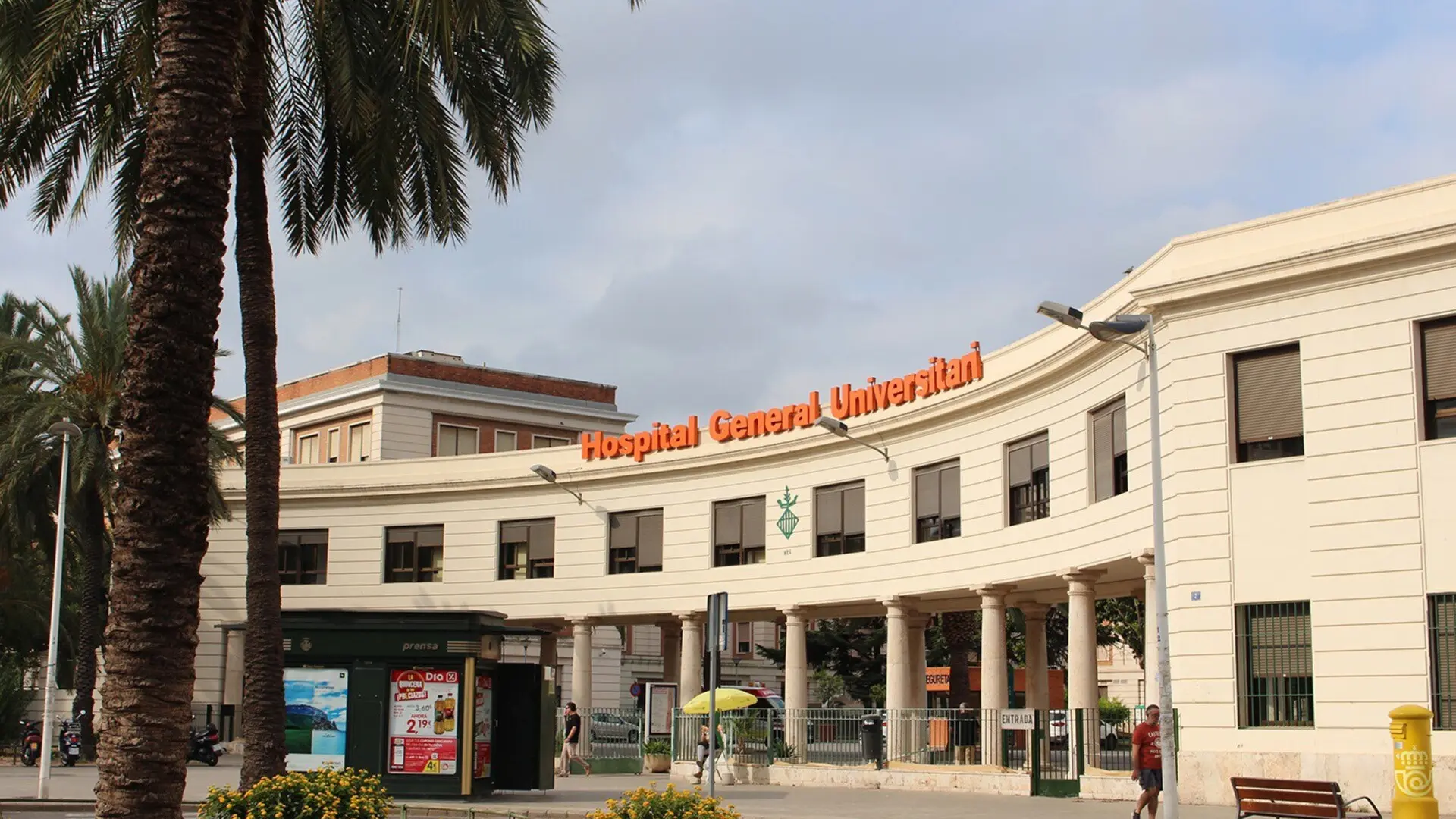 
         Valencia indemnizará a la familia de una paciente que murió por pancreatitis tras 36 horas en Urgencias 
    