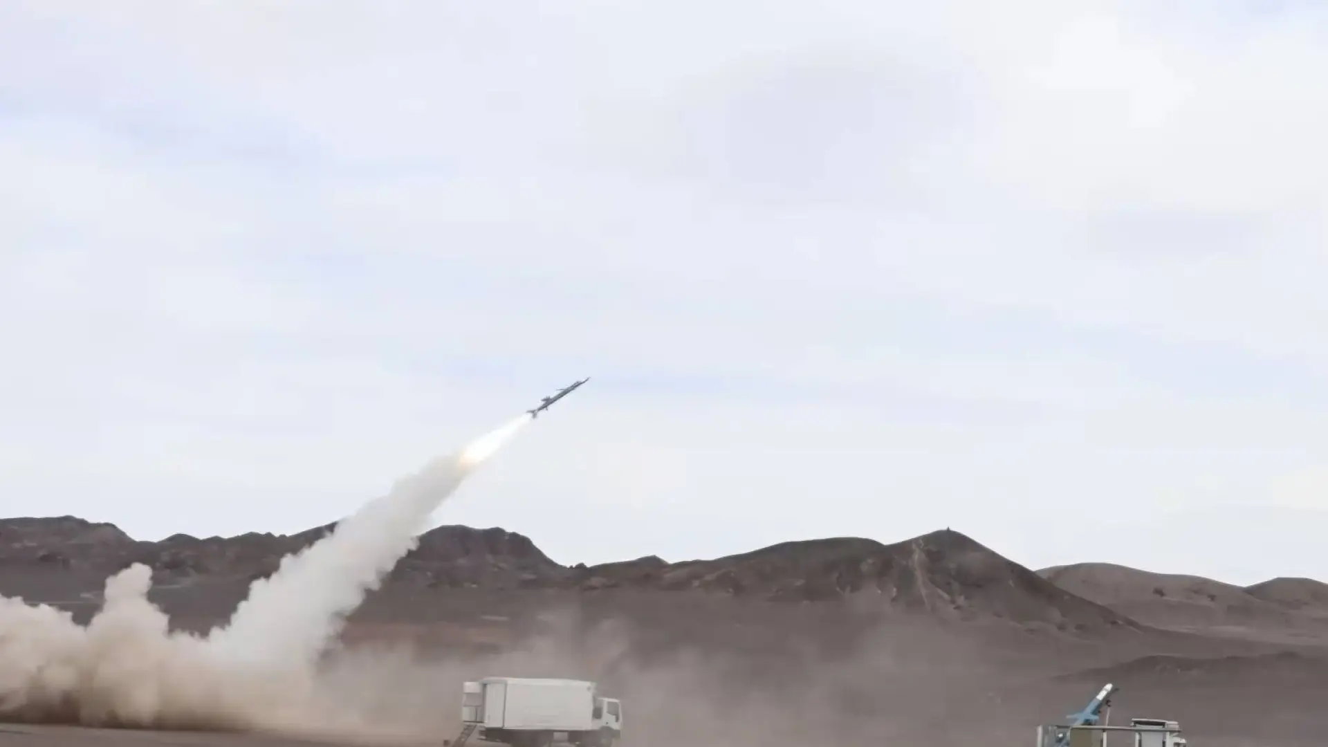 
         Irán advierte a EEUU y sus aliados de que los dejará "años" sin gas y petróleo: "Se acabó la moderación" 
    