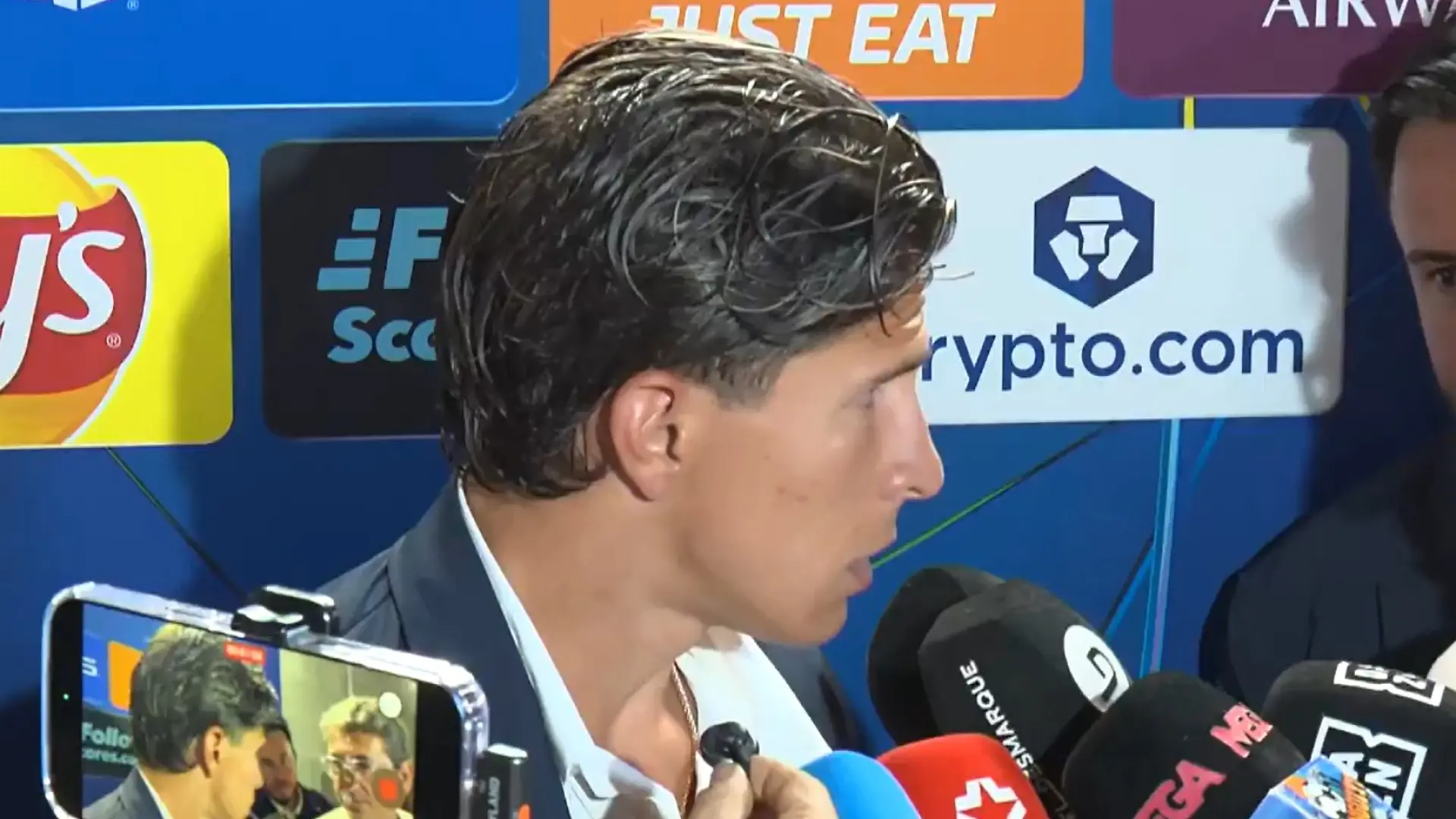 
         Tenso encontronazo entre Simeone y la prensa por la mano de Pubill: "Nunca sacamos con Juan, no sé si vieron el partido" 
    