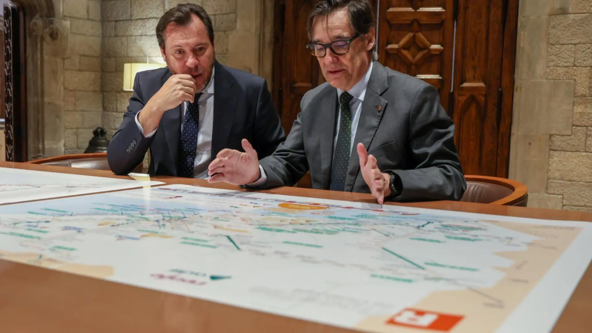 
         Illa y Puente se reúnen en la Generalitat casi tres meses después del accidente de Gelida para hacer balance de Rodalies 
    
