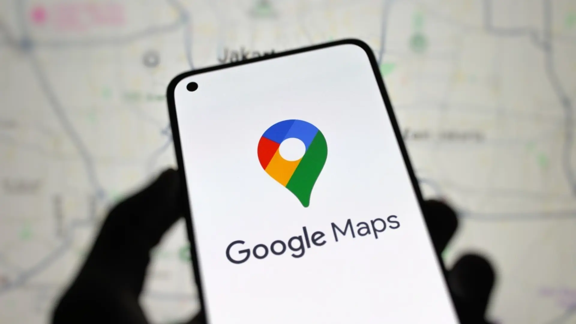 
         Google Maps tiene nuevas funciones que cambian por completo la forma de poner reseñas en la 'app' 
    